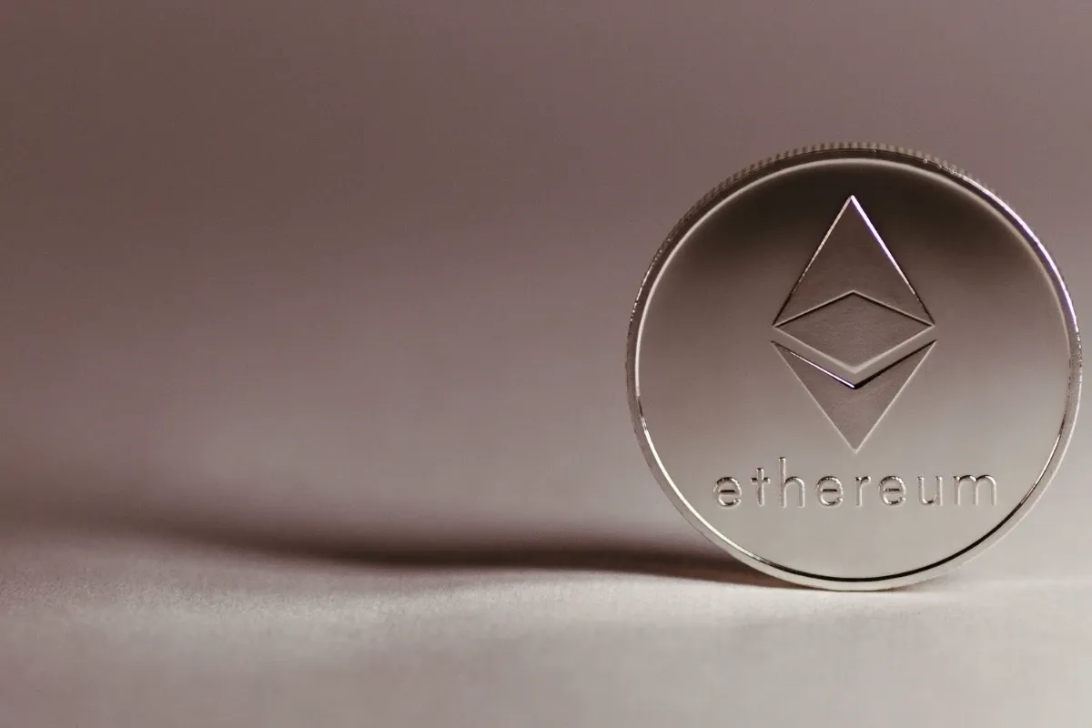 Bitmine amplia reserva de Ethereum e recompra 5,5 milhões de ações