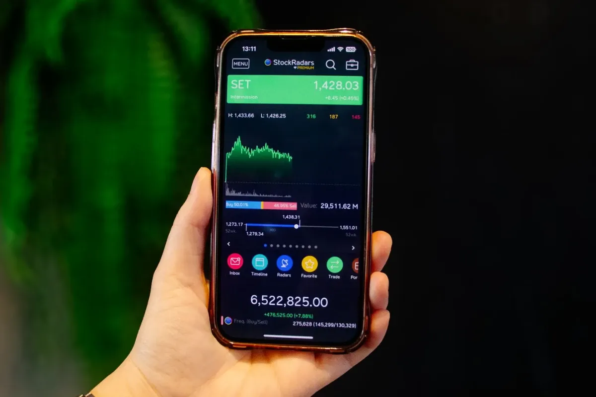 eToro crypto exchange invests in DeFi and prepares on-chain trading on Zengo