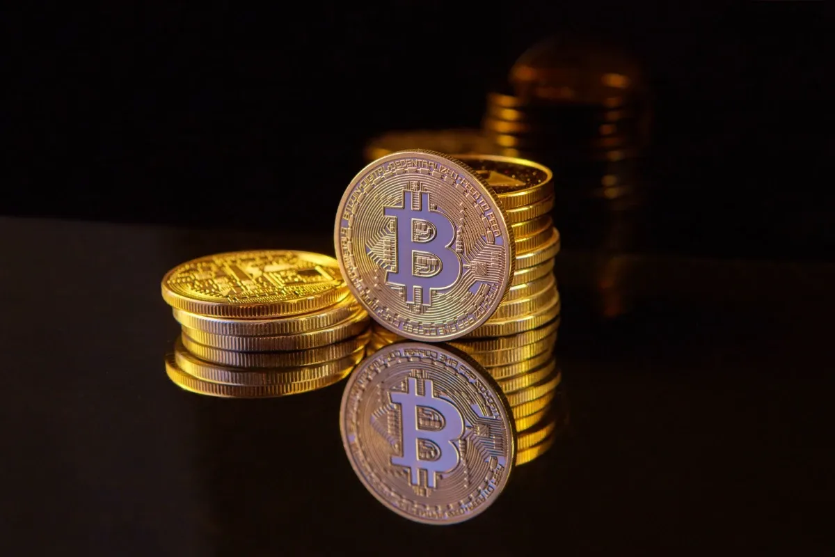 ¿Por qué Bitcoin está subiendo hoy? Las nóminas de EE. UU. débiles impulsan al BTC por encima de US$ 61 mil