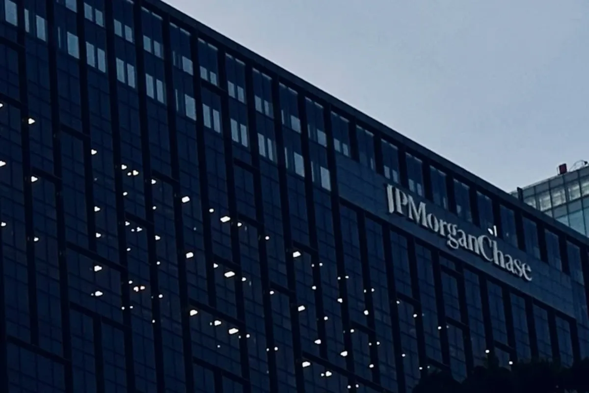 JPMorgan alerta para risco estrutural ao bitcoin com avanço de blockchains privadas